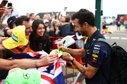 Ricciardo torna all'AlphaTauri: "Siamo lieti di dare il benvenuto a Daniel".