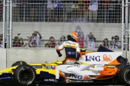Nelsinho Piquet dá a sua versão sobre o GP de Singapura de 2008