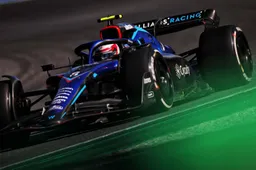Williams-Boss verteidigt Latifi: "Der Druck ist für ihn größer als für De Vries".