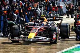 Los mexicanos tras Pérez: "Pagamos el precio de la mala estrategia de Red Bull