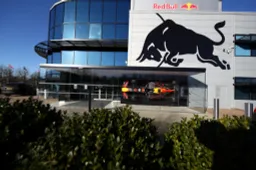BREAKING: Red Bull haalt nog meer personeel weg bij Mercedes