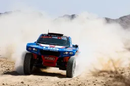 Dakar Rally begint niet vlekkeloos voor Tim en Tom Coronel: “Heel dom”
