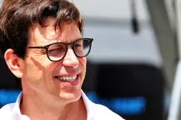 Wolff explains: 'Therefore you have to unpick the bones'