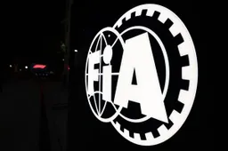 La FIA envía las multas: Dos equipos multados por incidentes durante la FP2