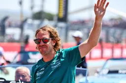 Vettel doorbreekt stilte op sociale media en komt vandaag met aankondiging