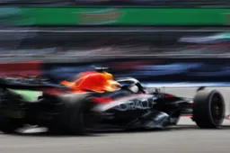 Perez verslaat Leclerc en Verstappen tijdens VT1 in Brazilië