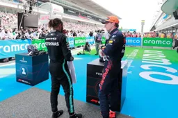 Albers: “Het totale pakket functioneert beter bij Hamilton dan bij Verstappen”