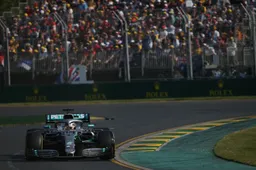 Tegenvallende racepace van Hamilton kwam door ''beschadigde vloer''