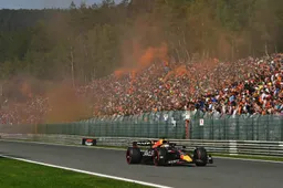 Dit is hoe het Verstappen in 2022 verging tijdens de GP van België