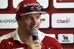 Kimi Raikkonen is weg van de driekleurige gorilla-trofee van Frankrijk!