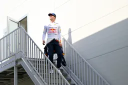 Verstappen ha dei rimpianti dopo le qualifiche a Baku: "Avrei cambiato tutto".