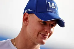 Magnussen puts heart into Schumacher: "Yes, he will"