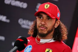 Hamilton "couldn't care less" about F1 V10 rumours