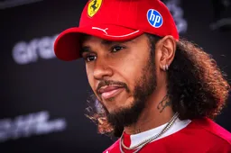 Hamilton espère qu'une mise à jour du "nouveau plancher" aidera Ferrari à rattraper McLaren