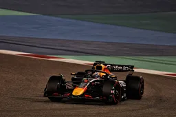 Verstappen reclama sobre Red Bull saltitante no Bahrain: "Não parece certo"