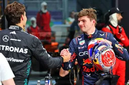 Russell bewondert Verstappen en Red Bull na kwalificatie: ‘Hele interessante strategie’