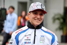 Hadjar fiducioso in vista di Imola, si distrae per festeggiare la sua squadra del cuore