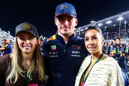Max Verstappen met zijn moeder Sophie en zus Victoria