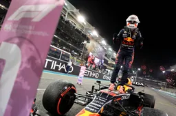 verstappen abu dhabi 2021 red bull