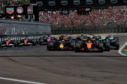 Max Verstappen takes the lead of the race at Imola with daring overtake