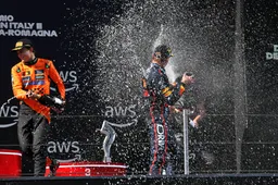 Piastri geeft fout toe in gevecht met Verstappen: 'Was gewoon een goede move van Max'