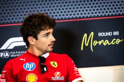 FP1 Red flagged! Leclerc crashes into Stroll!