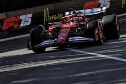L'implacabile Leclerc fa tris davanti a Verstappen mentre Hamilton si schianta!