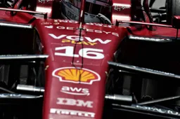 Leclerc é o mais rápido pela terceira vez, Hamilton causa bandeira vermelha | Resultados completos do TL3