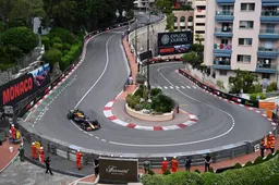 F1 LIVE | Oliver Bearman hard gestraft en Helmut Marko verklaart waarom Tsunoda in de buurt van Verstappen kwam