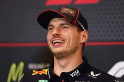 Verstappen staat er weer alleen voor: Zo oordeelt hij over Tsunoda