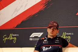 Voormalig F1-coureur waarschuwt Red Bull voor Mercedes-transfer Verstappen