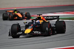 Volledige uitslag GP Spanje | Verstappen eindigt P10 na tijdstraf na incident met Russell