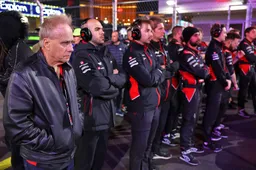 Bizar: Deze man maakt op 72-jarige leeftijd zijn Formule 1-debuut