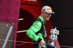 Hulkenberg's daughter goes wild after seeing her father on the podium!