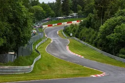 MASSIVE crash occurs at Nurburgring as car burst into flames in a terrifying fireball