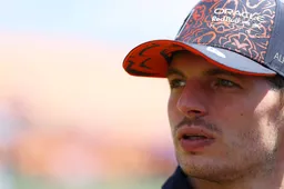 Speculation about Verstappen's talk with Mercedes boss Wolff increasing