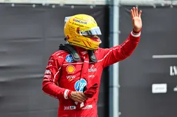 Heeft Hamilton een clausule voor 2027 in zijn contract met Ferrari?
