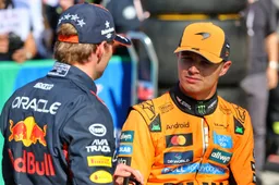 Verstappen schrijft met pole op Monza geschiedenis en heeft zeer goed nieuws voor Red Bull