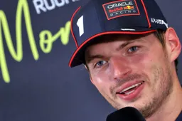 Verstappen doet opmerkelijke uitspraak: 'Had ook pole gepakt in die Mercedes hier'
