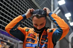 Piastri appears to cut radio as Zak Brown speaks after Singapore GP