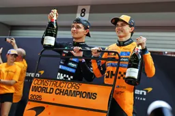 F1-stand teams | McLaren kampioen, Red Bull dichter bij concurrentie