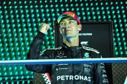 F1 Today: Norris and Piastri come to blows as Russell wins in Singapore