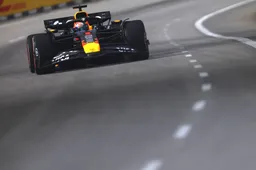F1 Tech | Practice analysis: McLaren dominates, but is Verstappen closer than expected?
