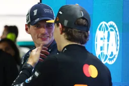verstappen-piastri-singapore-gp-jpg