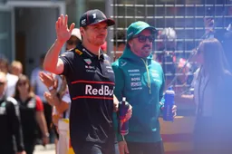 Dream line-up? Alonso would 'love to' compete with Verstappen!