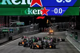 Verstappen-norris-las vegas start-racepictures-jpeg