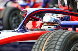 Van Hoepen toont klasse met punten in F2-klassement na sprintrace