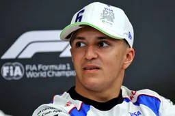 Hadjar erklärte, warum er '26 bei Red Bull Schwierigkeiten haben könnte, mit Verstappen mitzuhalten