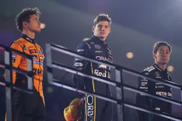 Verstappen tegen de McLarens: daar is maar één man niet mee bezig in Abu Dhabi