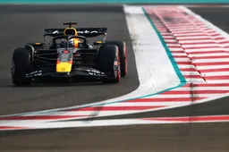 Volledige uitslag | Verstappen komt niet aan tijden Norris en Russell
